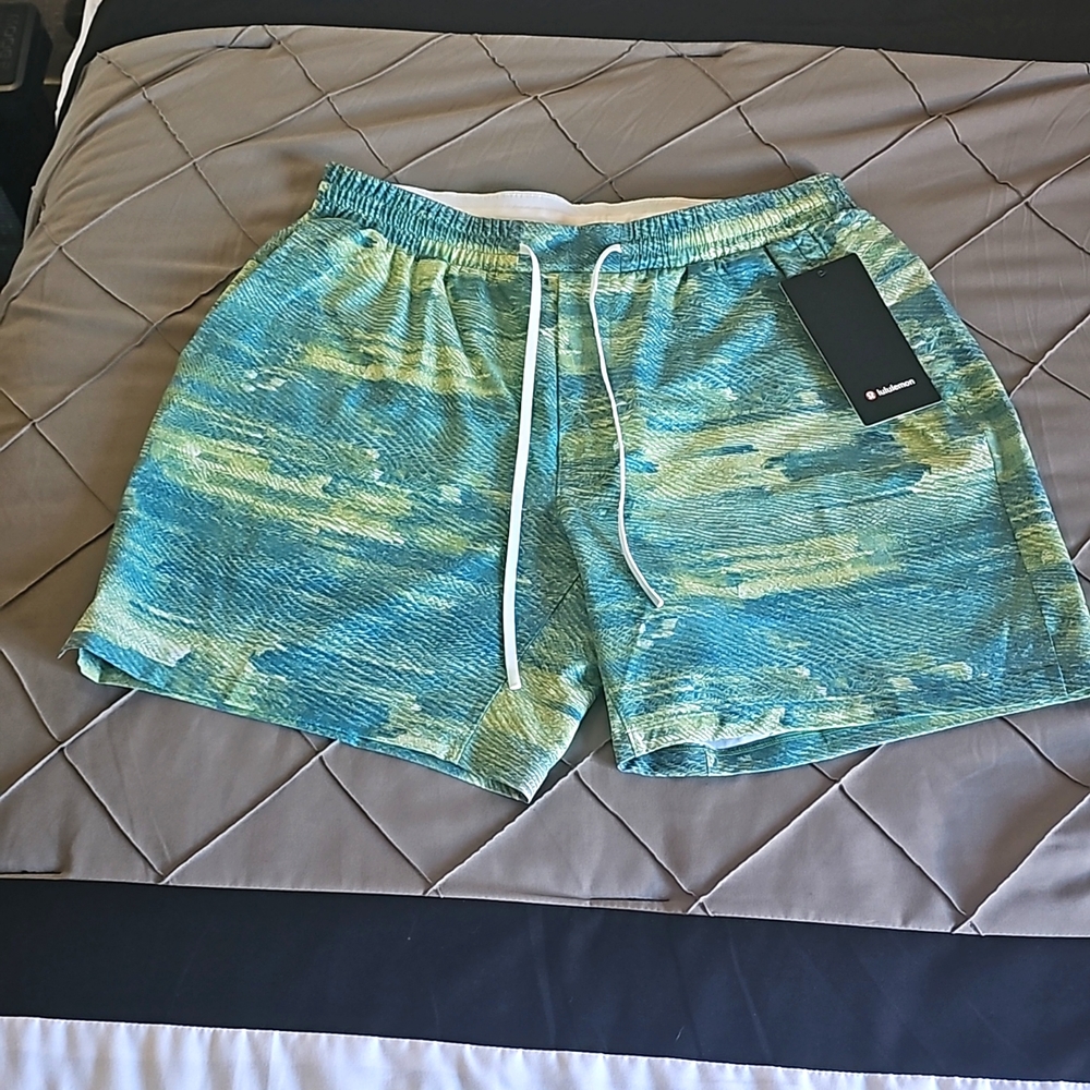 Lululemon Men's Swimtrunks